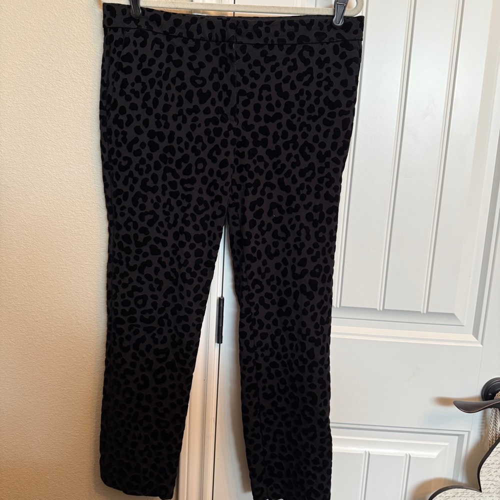 Ann Taylor Black Leopard Print Pants Size 8